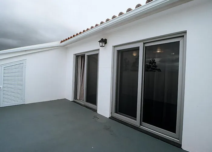 Peace In Azores 02 Bicas